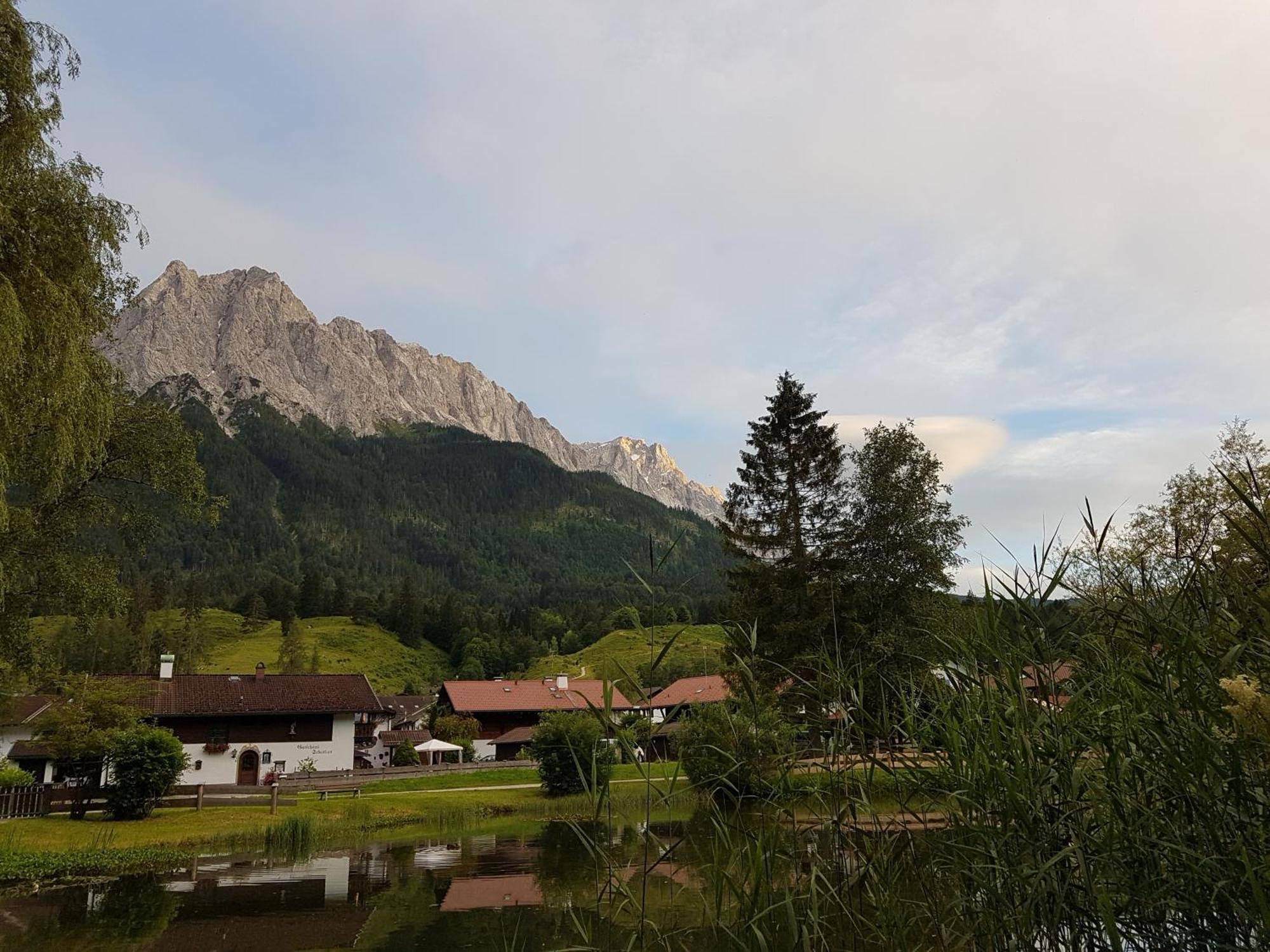 Zum Franziskaner Grainau Buitenkant foto